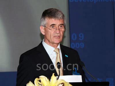 巴斯夫执行董事会主席贺斌杰博士