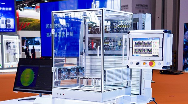 新质时代自动化+，欧姆龙数智技术点亮进博会