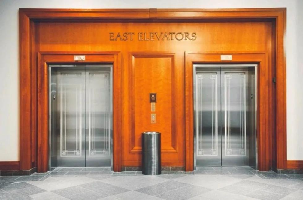 智能语音电梯助力复工，疫情加速AI场景落地