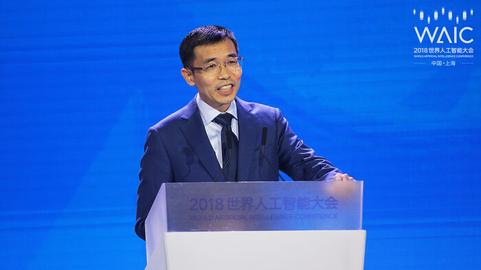 商汤科技创始人、香港中文大学教授汤晓鸥