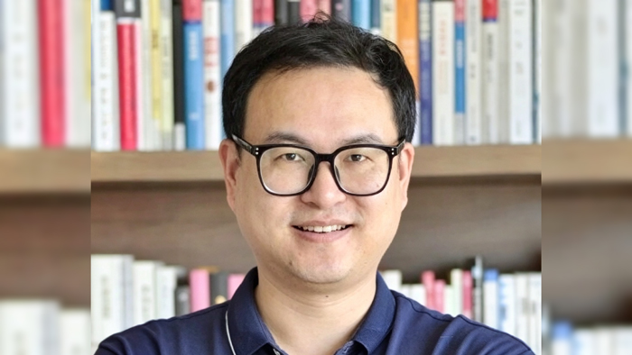 人工智能时代的自主文明：技术治理与制度建构